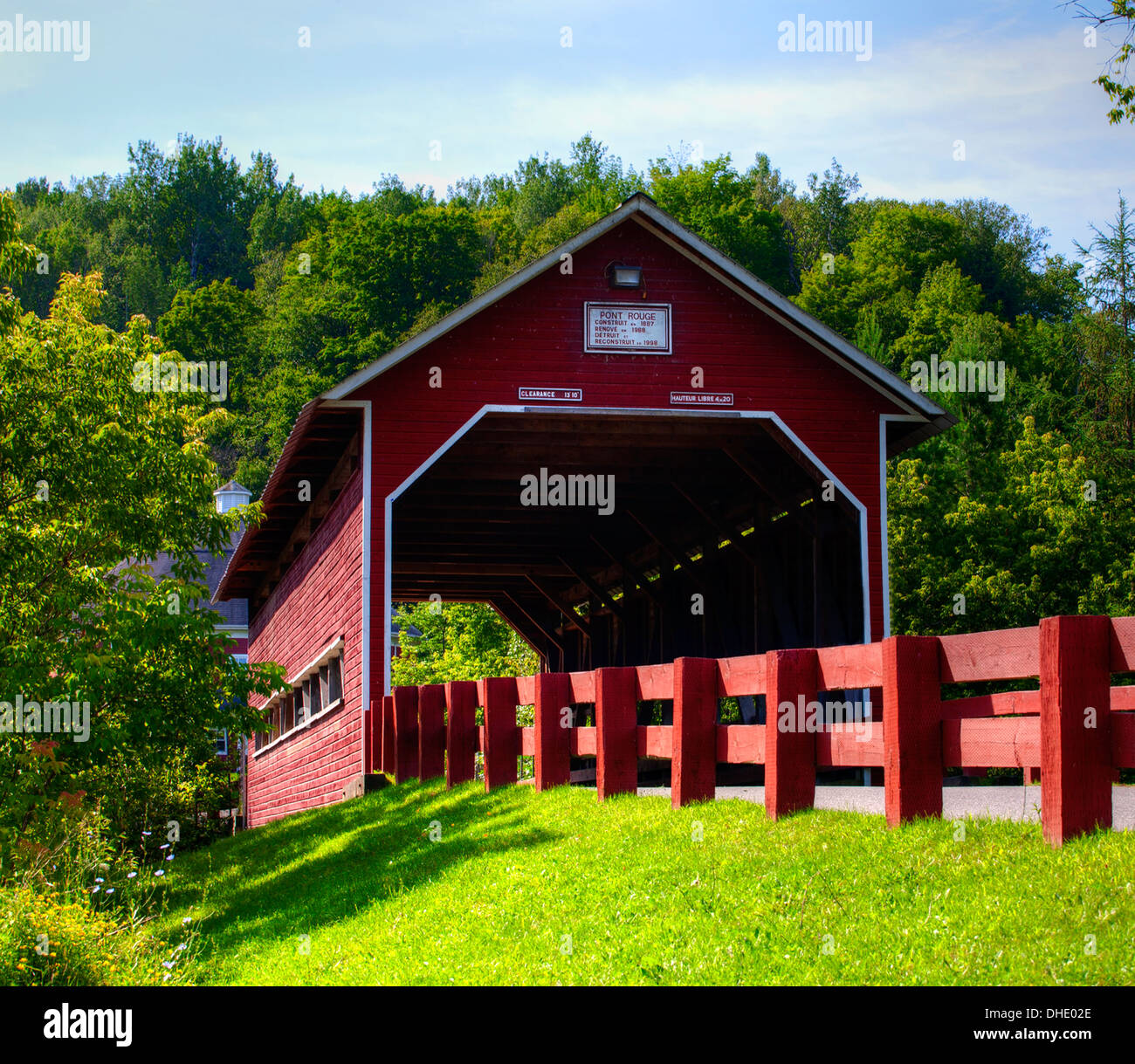 Le Pont Rouge, A Red Covered Bridge, Original Construction 1887