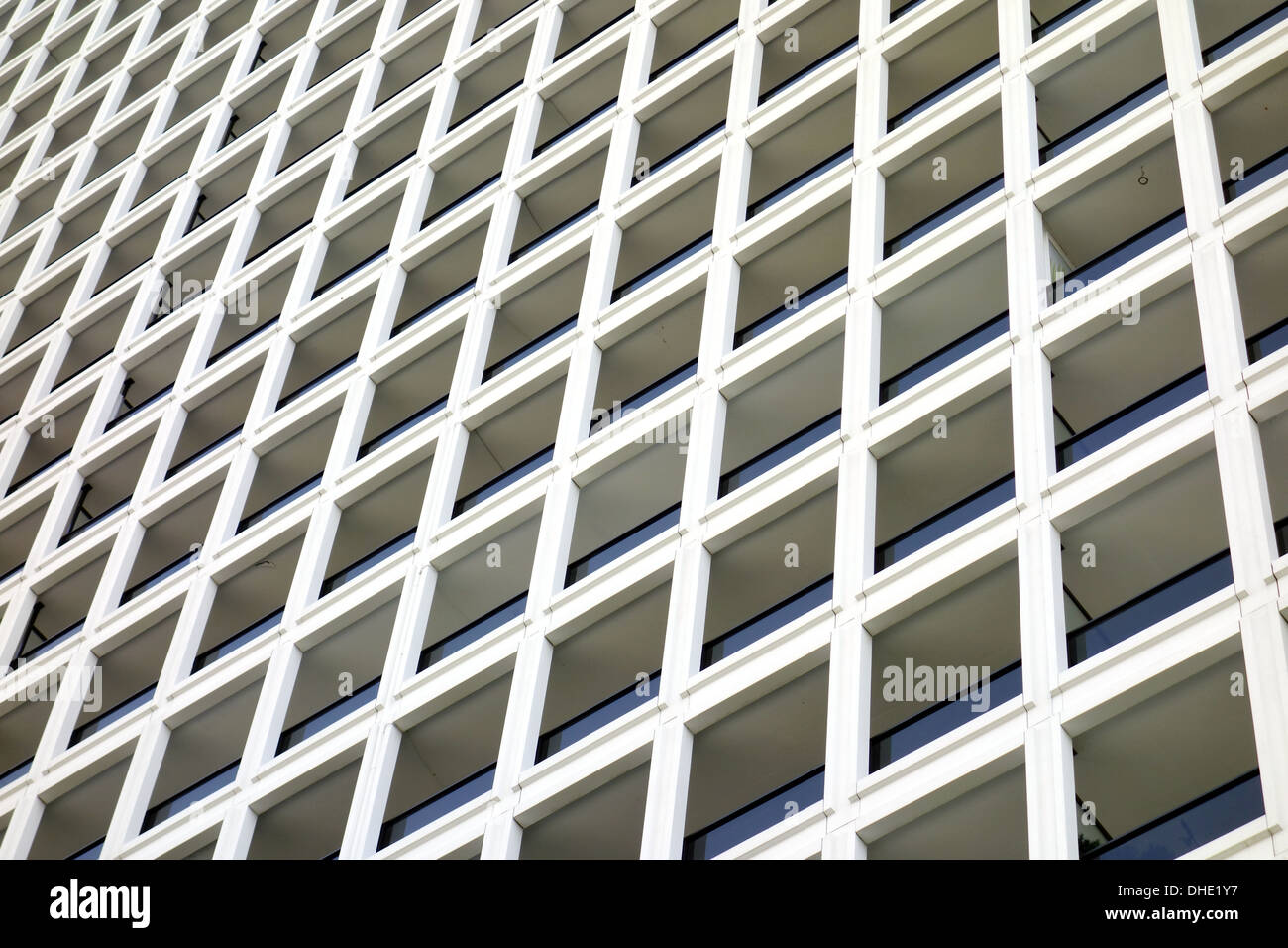 Office building facade hi-res stock photography and images - Alamy