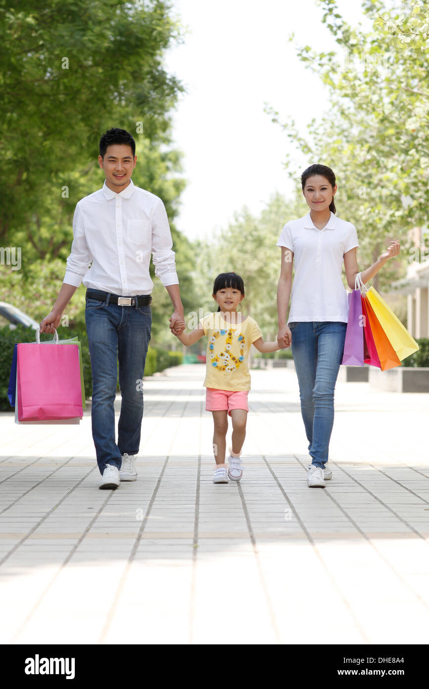 Chinese girl go shopping hi-res stock photography and images - Alamy