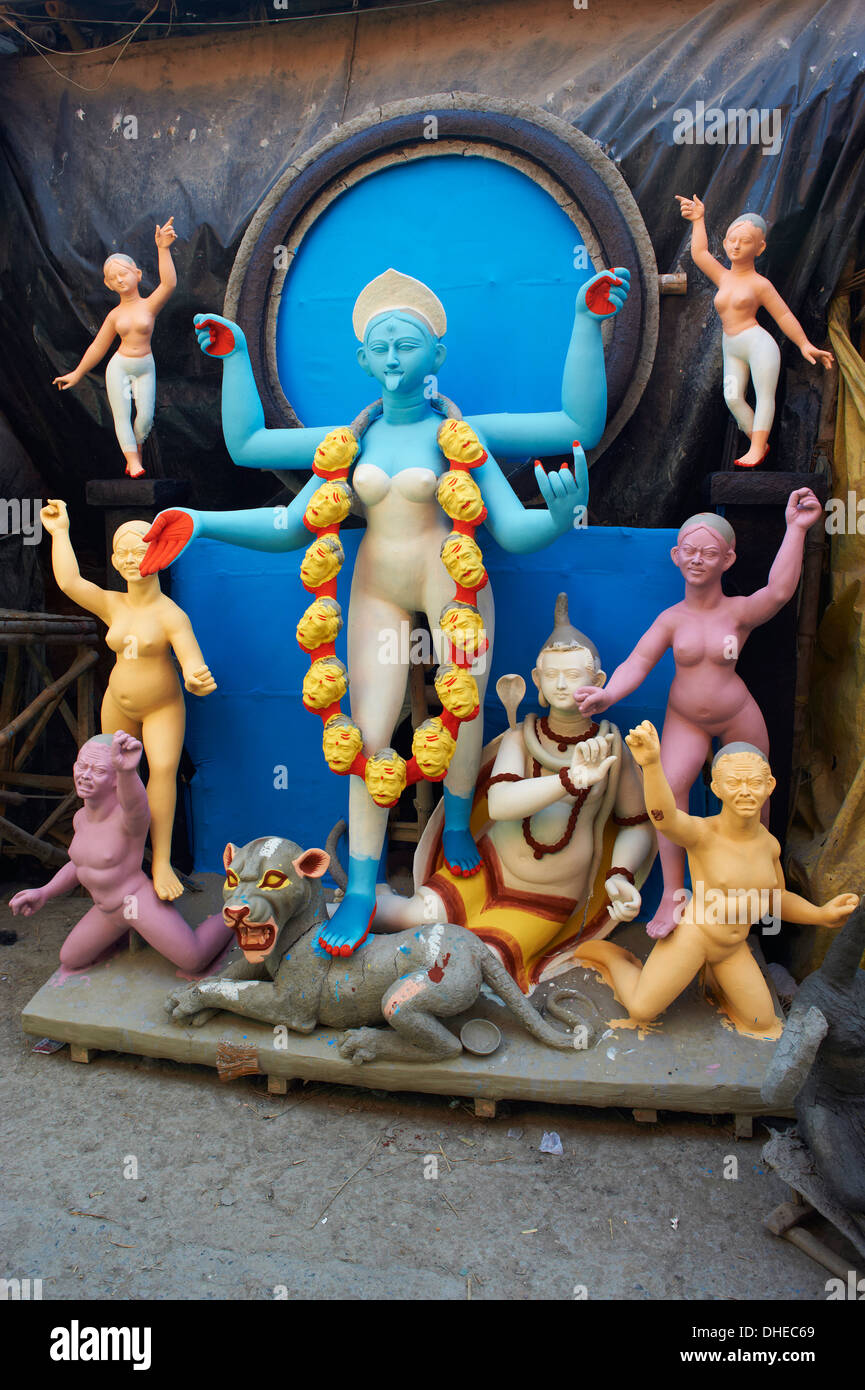 Clay statues of Hindu gods and goddesses, Kumartulli district, Kolkata (Calcutta), West Bengal, India, Asia Stock Photo