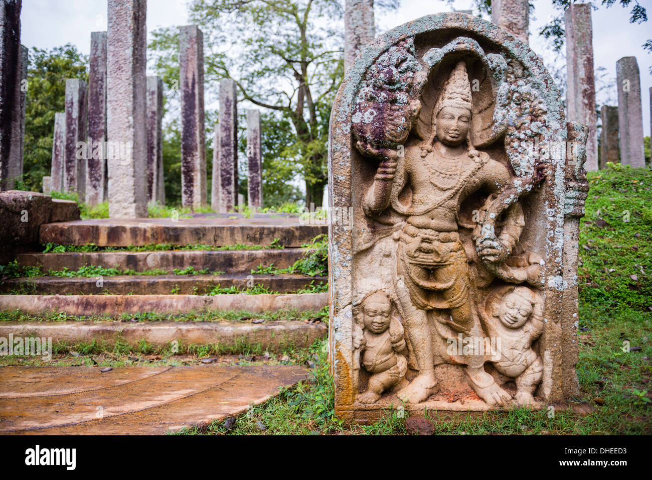 Guardian statue at Thuparama Dagoba, Mahavihara (The Great Monastery), Anuradhapura, UNESCO World Heritage Site, Sri Lanka, Asia Stock Photo