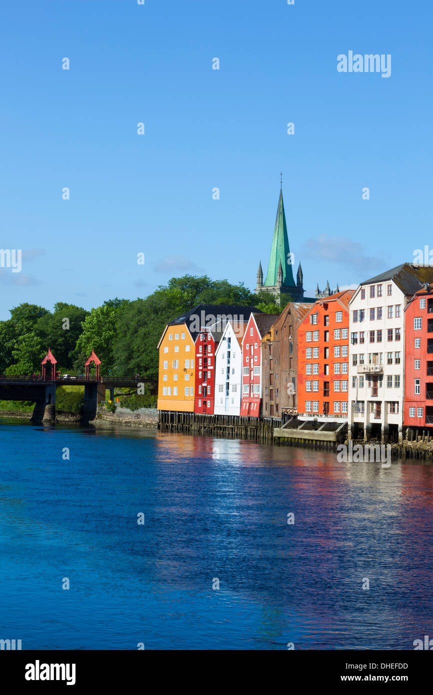 Nidaros Cathedral, old fishing warehouses and Gamle Bybro, Trondheim, Sor-Trondelag, Norway, Scandinavia, Europe Stock Photo