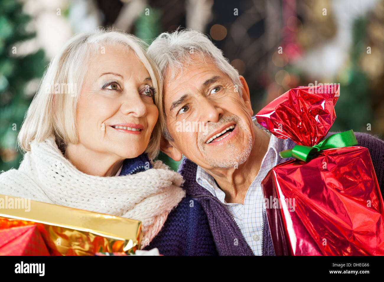 Christmas Shopping Stock Photos &amp; Christmas Shopping Stock Images - Alamy