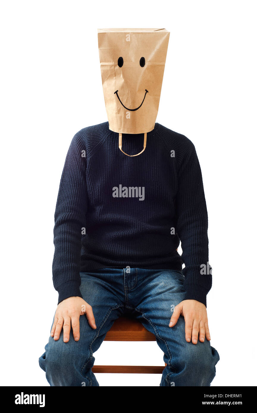 Aggregate more than 77 paper bag on head - in.duhocakina