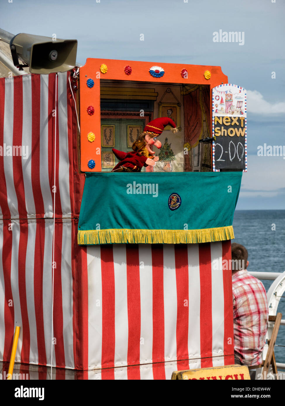 Punch And Judy Booth Brown Stock Illustration - Download Image Now