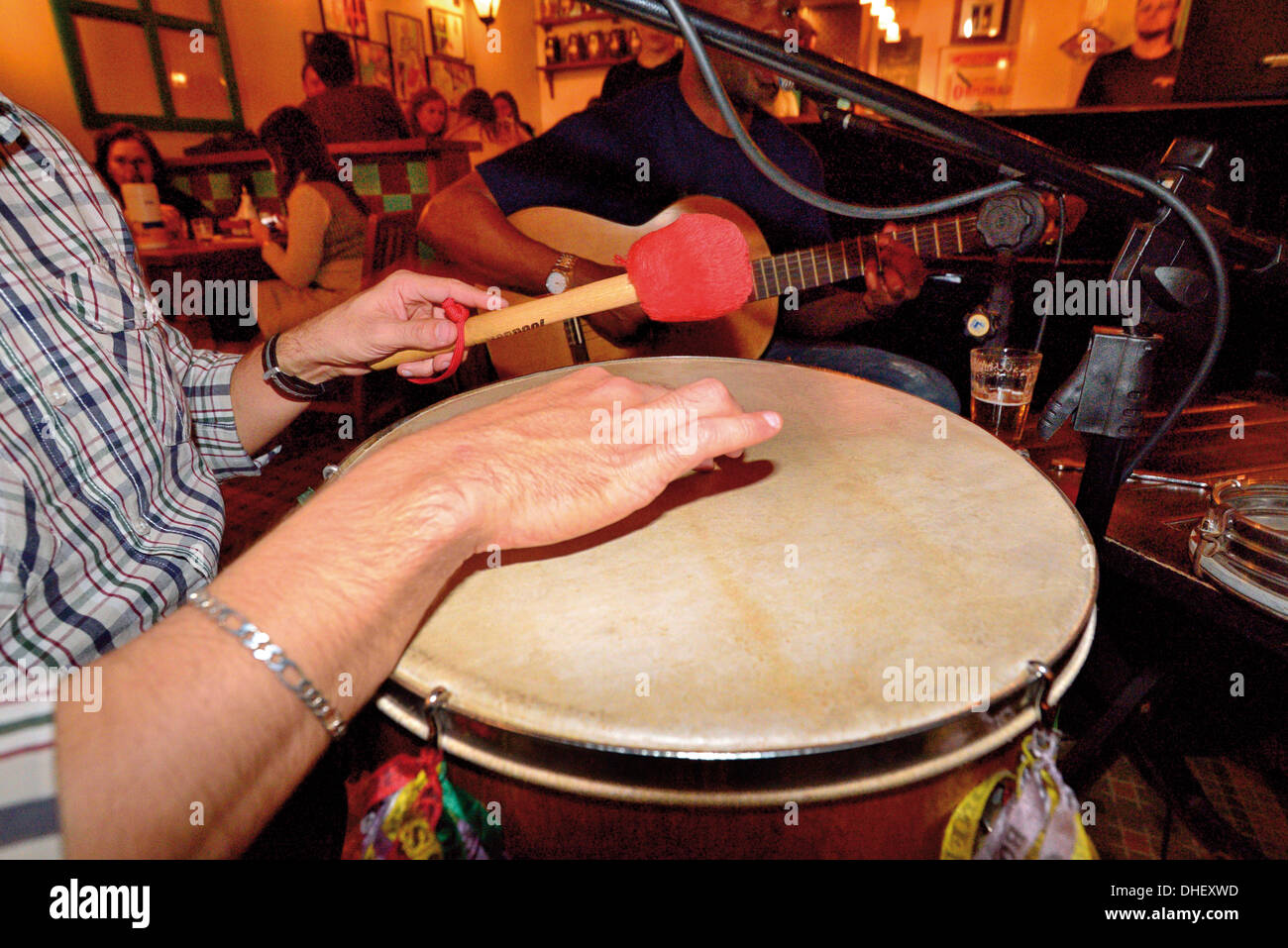 Brazil, Porto Alegre: Live Samba session in the pub Boteca Matita Perê Stock Photo