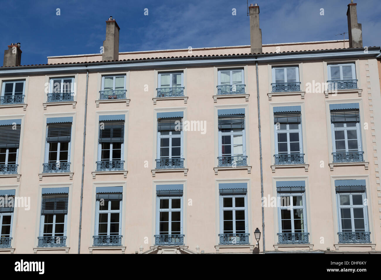 Traditional apartment buildings in Lyon, France Stock Photo Alamy