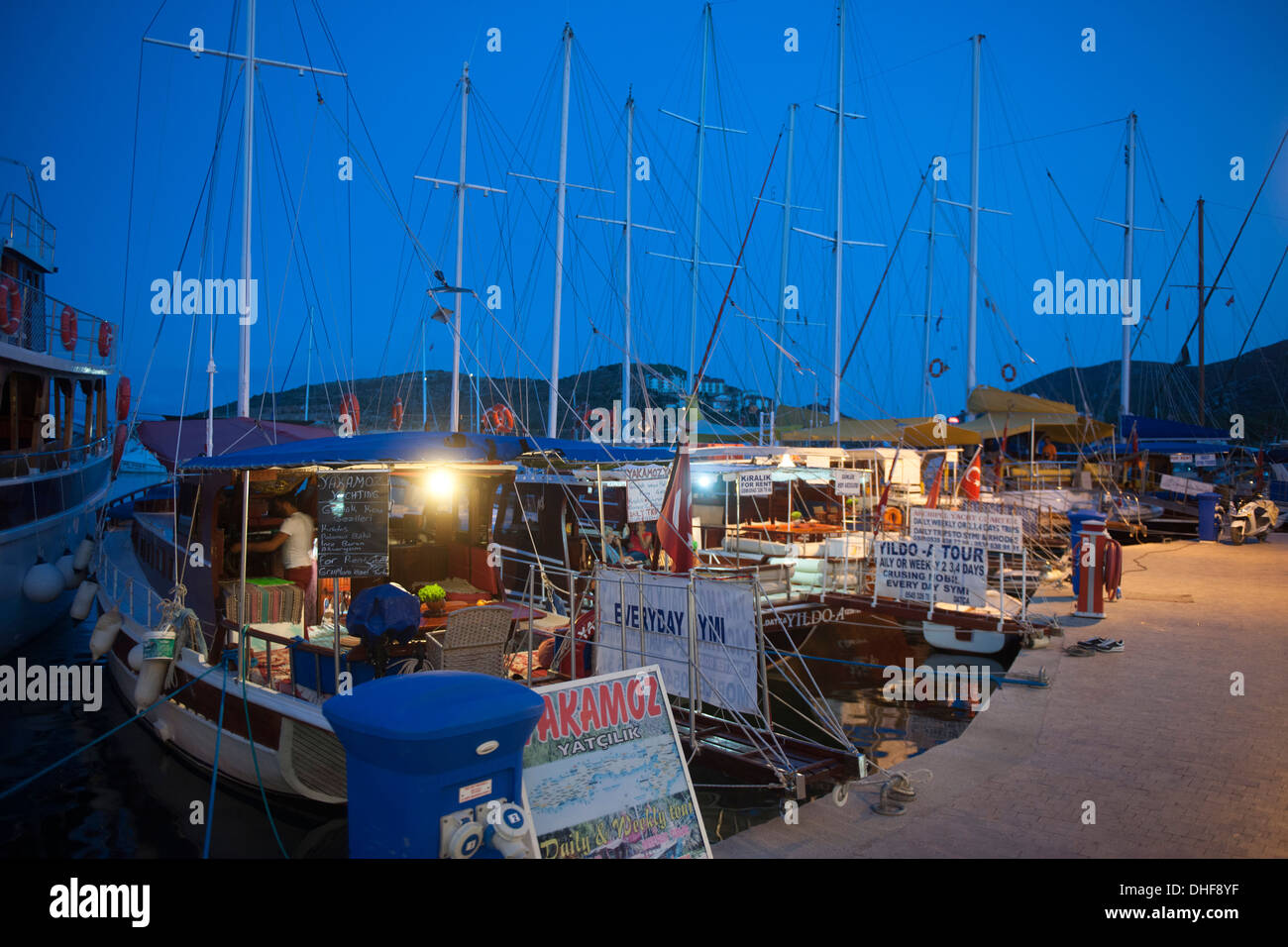 Asien, Türkei, Provinz Mugla, Datca,Ausflugsboote im Hafen Stock Photo