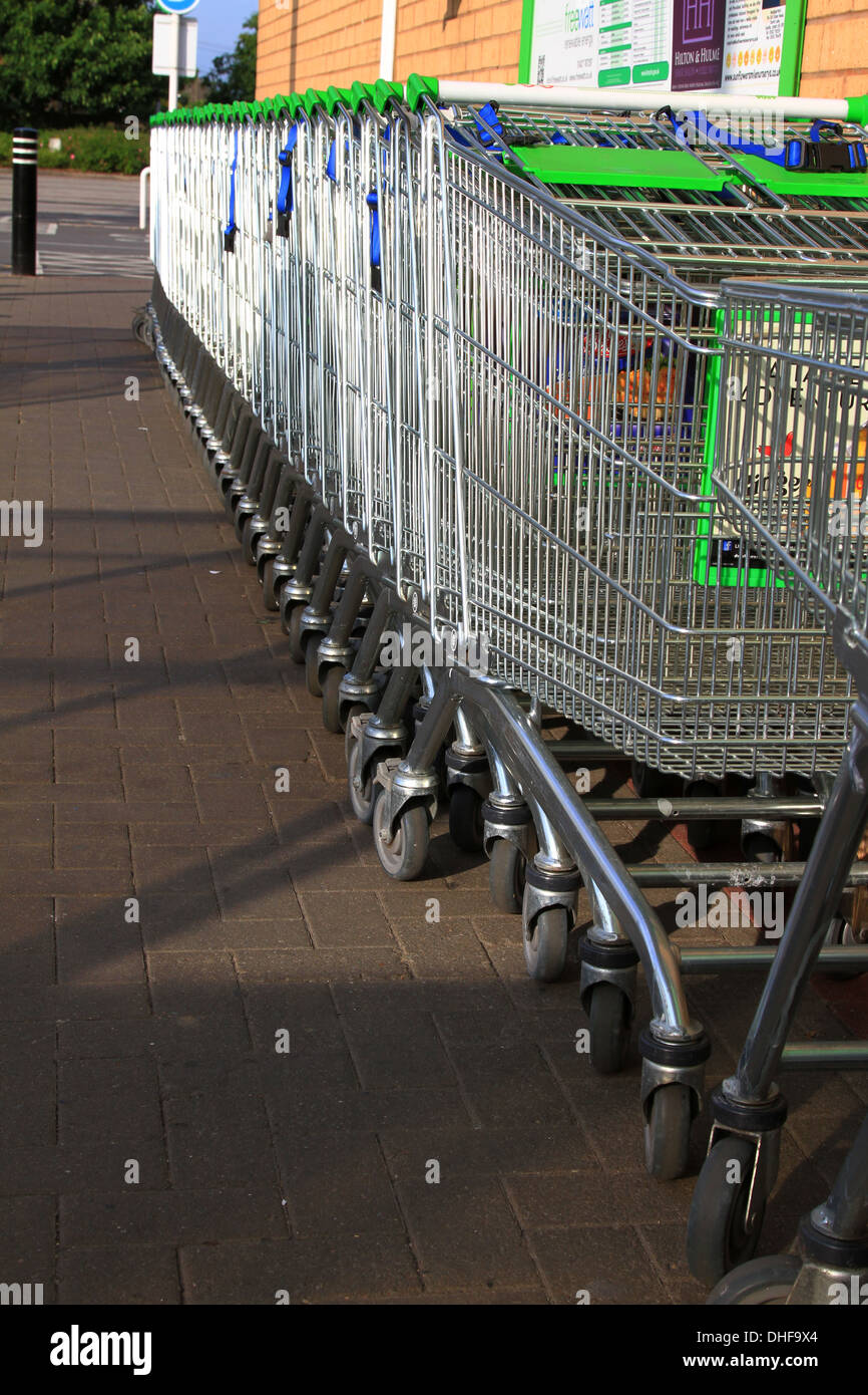 Shopping Trolley,invented,1937 Oklahoma, supermarket, Shopping cart