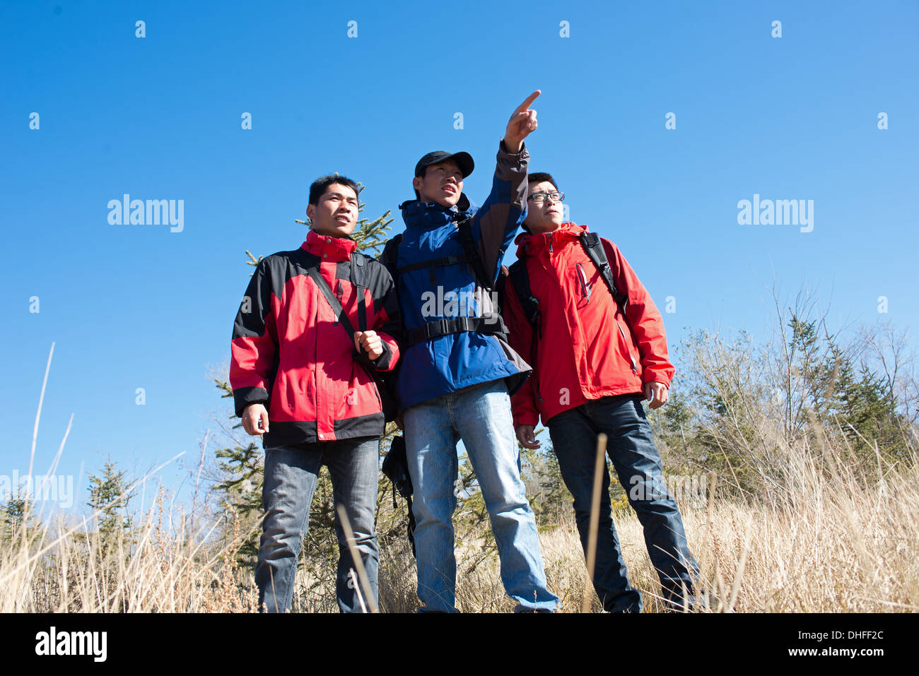 Three hikers summit hiking hi-res stock photography and images - Alamy