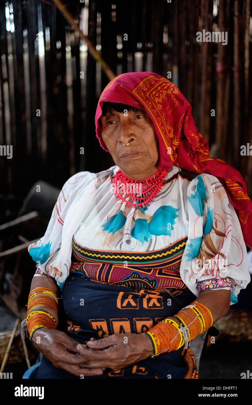 Hand Sewed by Guna Native Woman Vintage Tradicional Mola