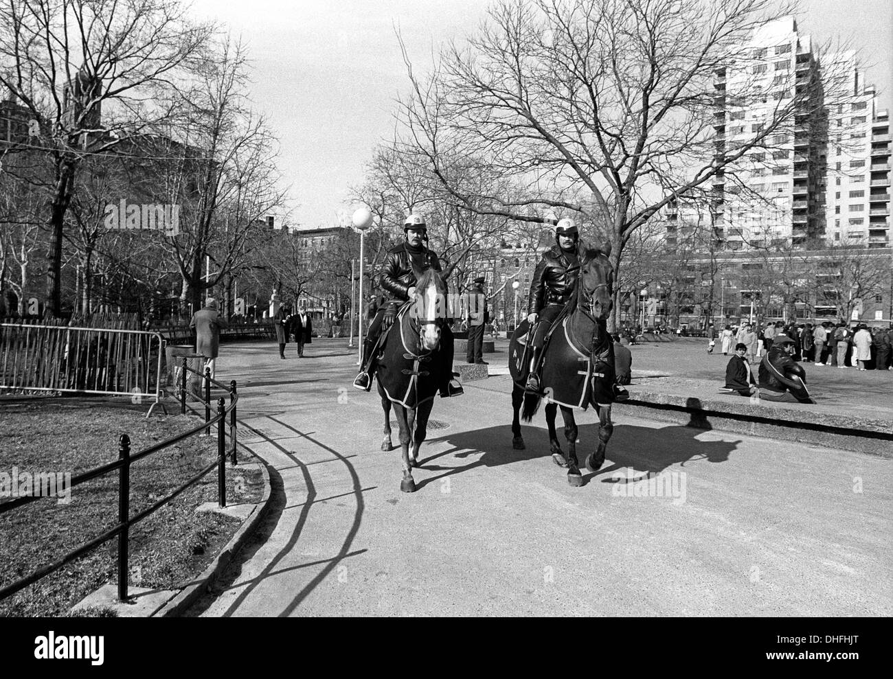 New York, NY 2 Feb 1987 - Mounted Police officers patrol Washington Square Park Stock Photo