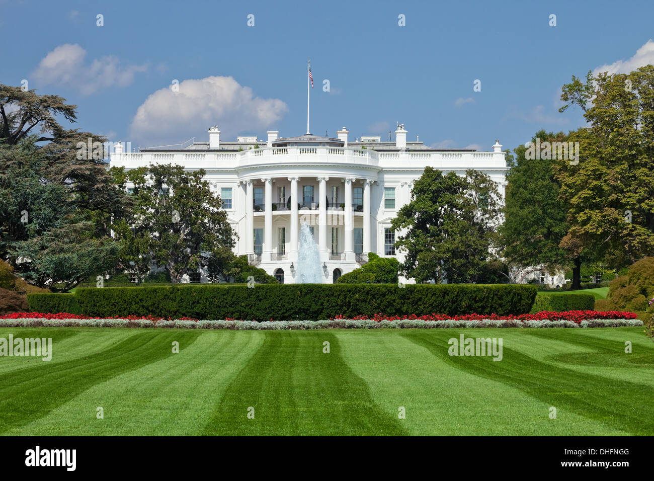 Security gate us government building hi-res stock photography and