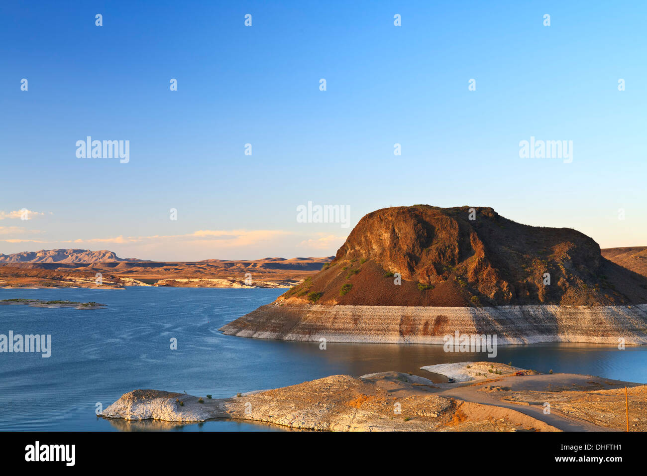 Elephant Butte and Lake, Elephant Butte State Park, New Mexico USA