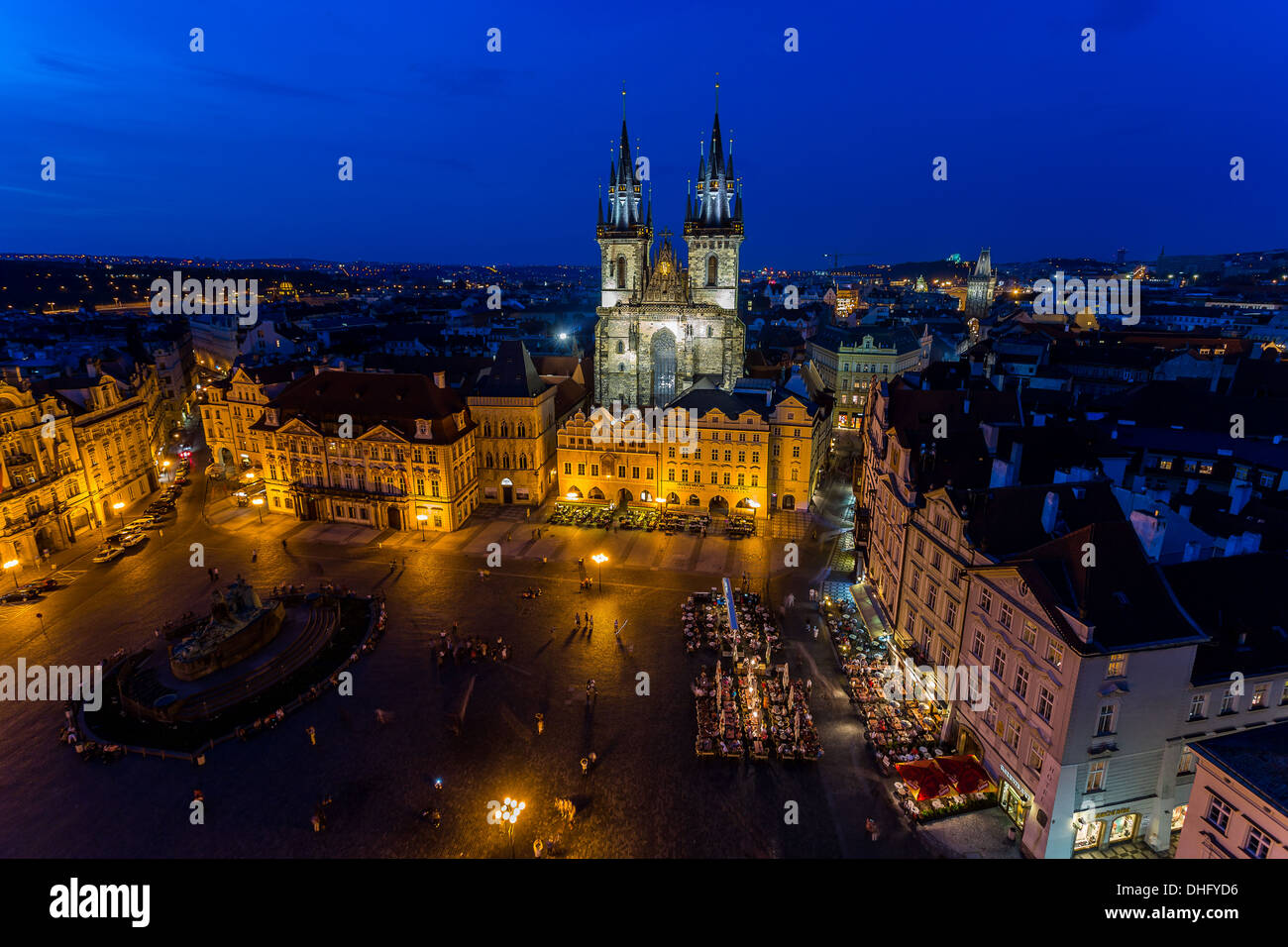 prague-old-town-square-at-night-stock-photo-alamy
