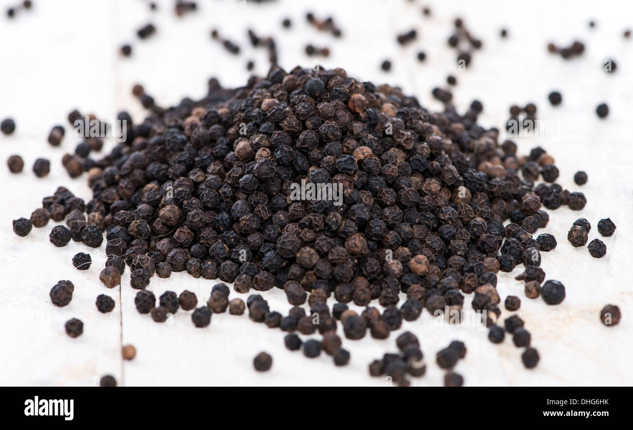 Fresh Black Pepper (studio shot Stock Photo Alamy