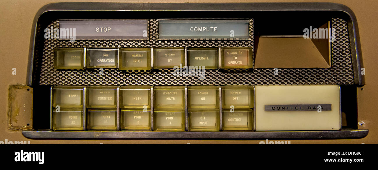 Mountain View, California, USA. 09th Nov, 2013. The Librascope General ...