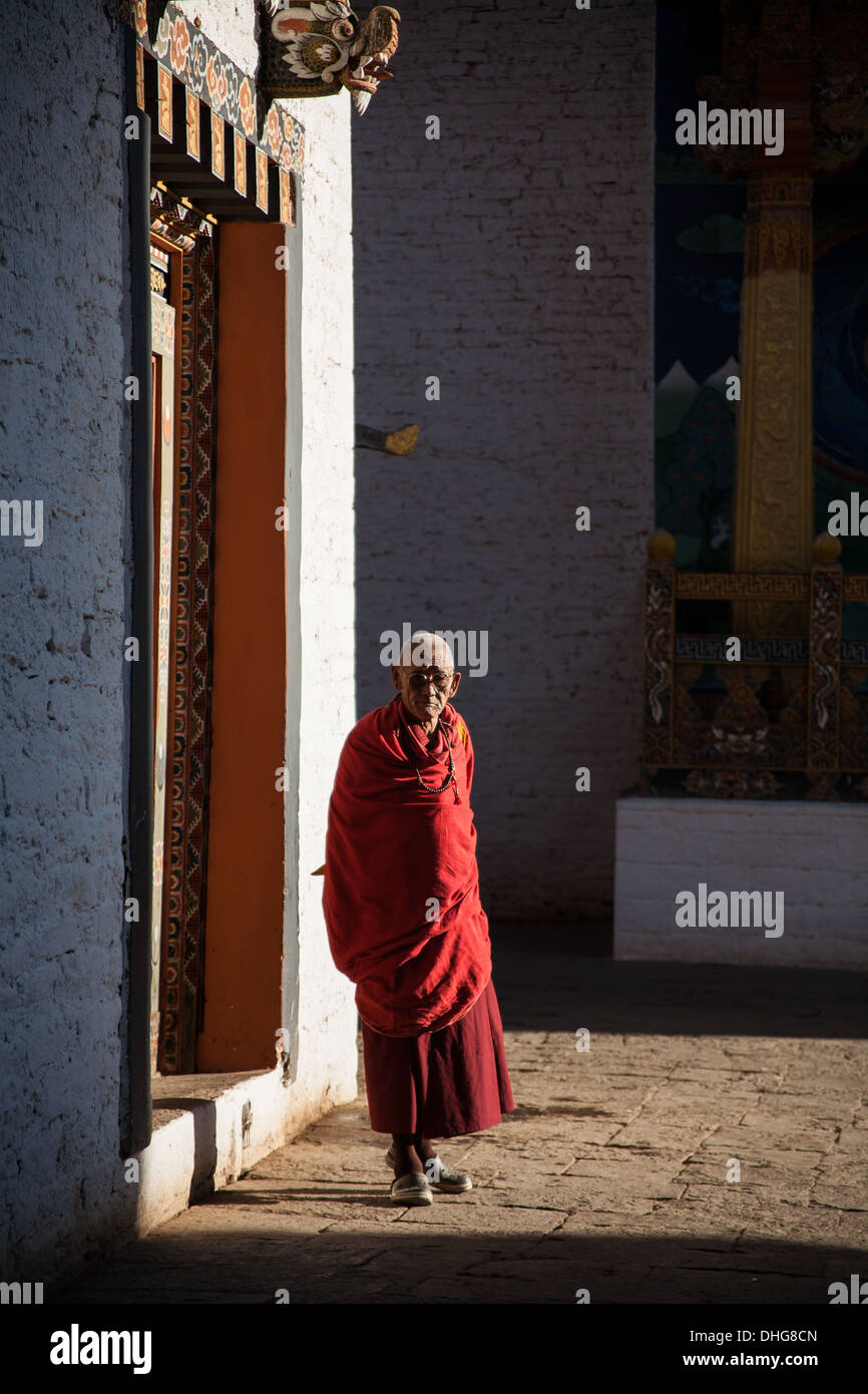 Elderly Monk High Resolution Stock Photography and Images - Alamy