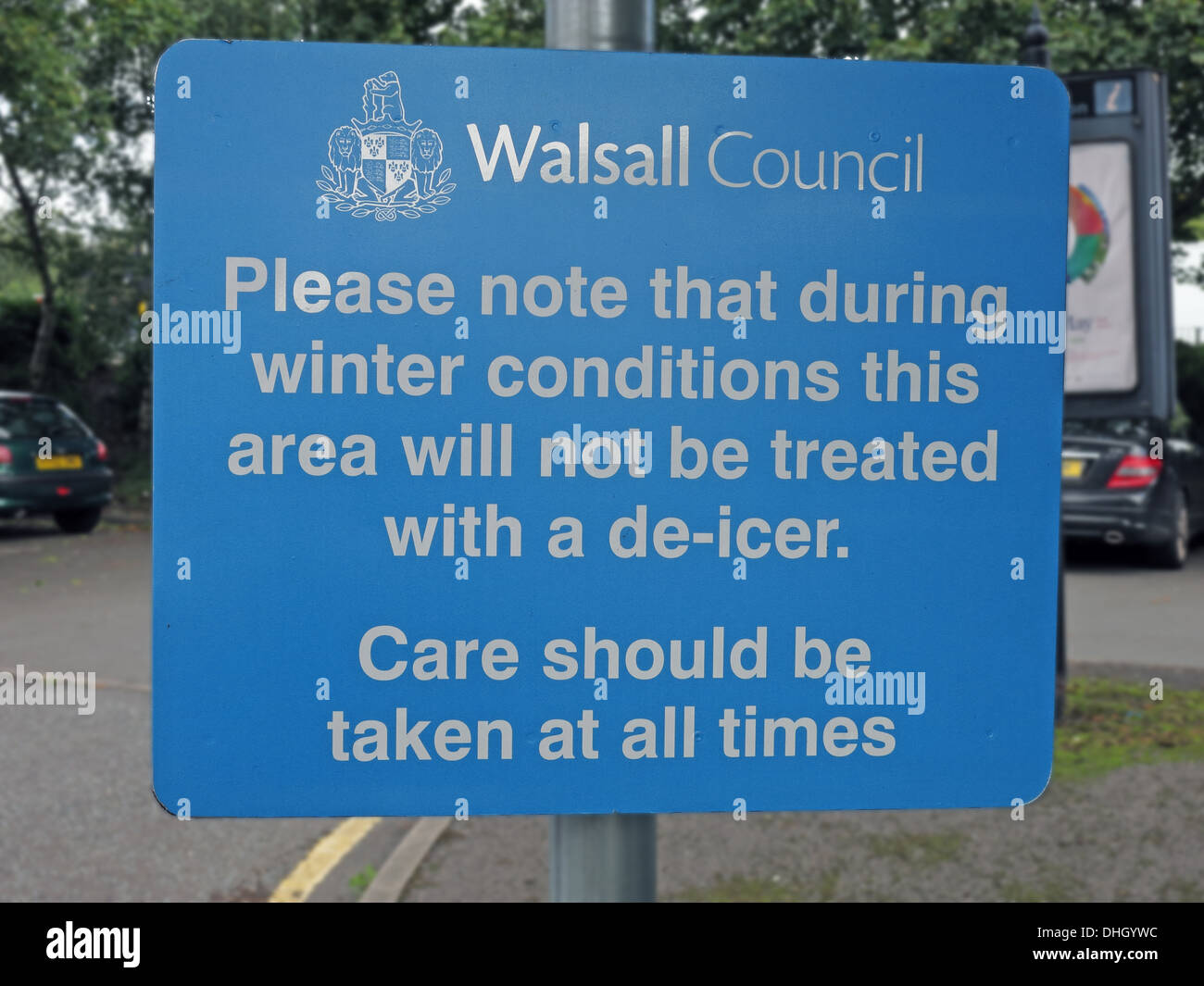 Walsall Council sign warning about no gritting de-icing , West Midlands, England UK Stock Photo