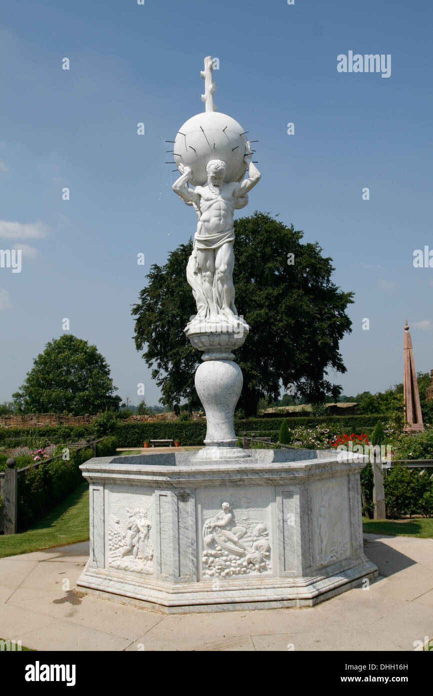 The Fountain Elizabethan Garden Kenilworth Castle EH Warwickshire