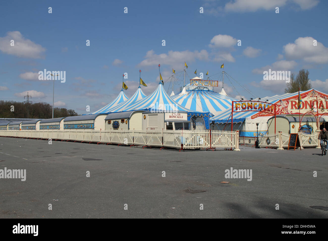 Roncalli circus hi-res stock photography and images - Alamy Roncalli circus hi-res stock photography and images - Alamy