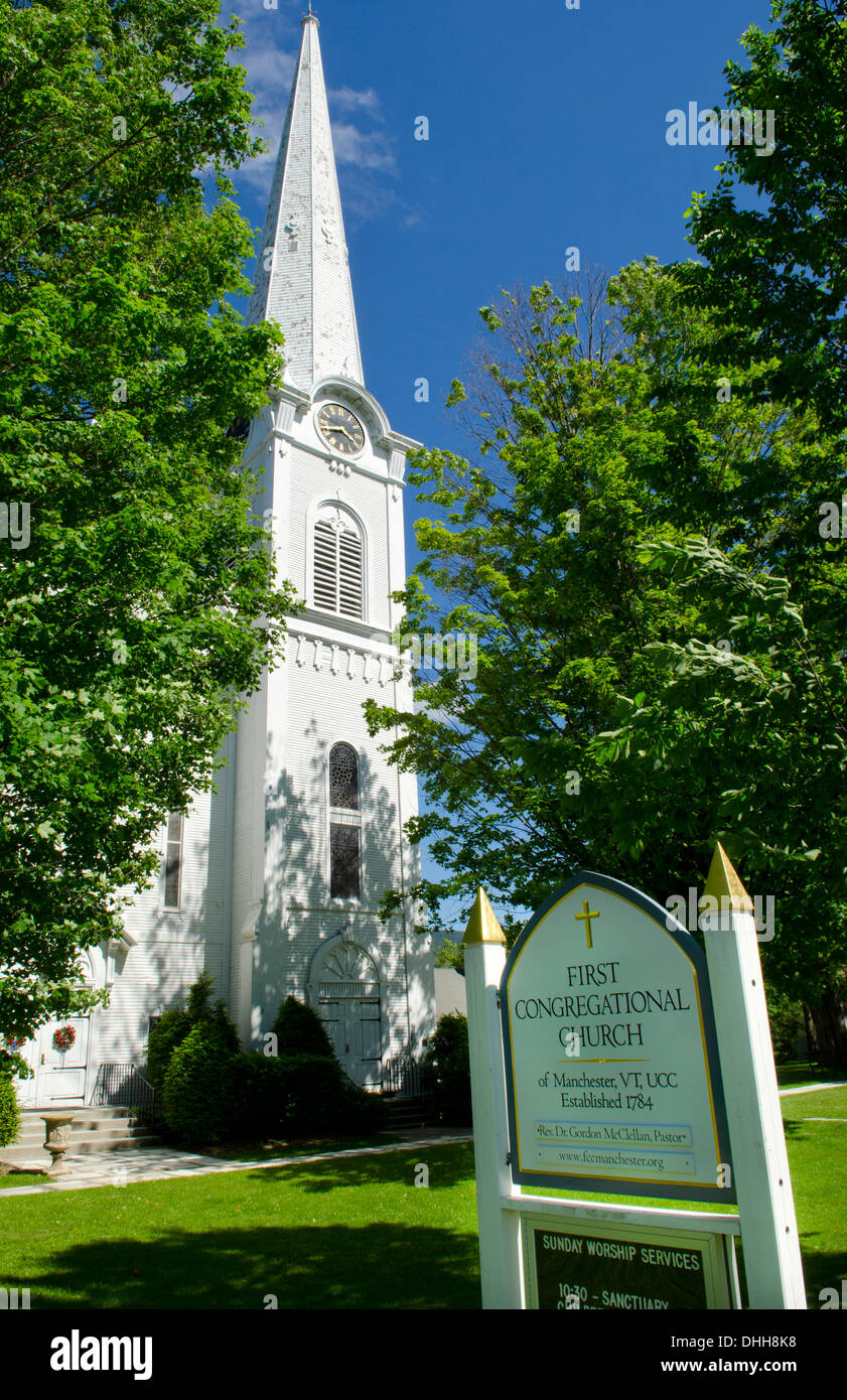 Manchester Vermont First Congregational Church built in 1784 steeple