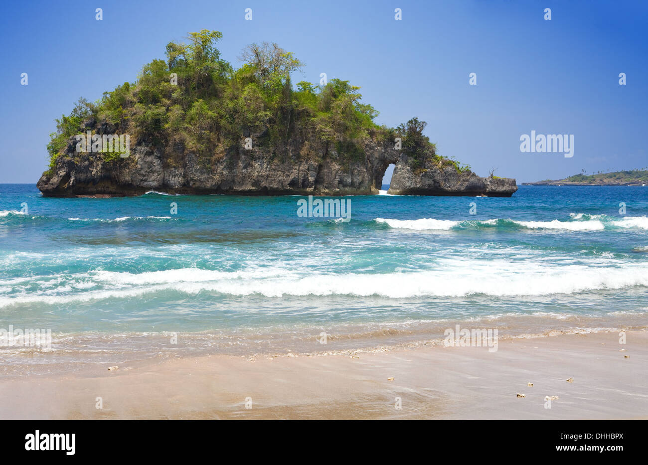 Inside Ocean Rocks Rocks in ocean Stock Photo - Alamy