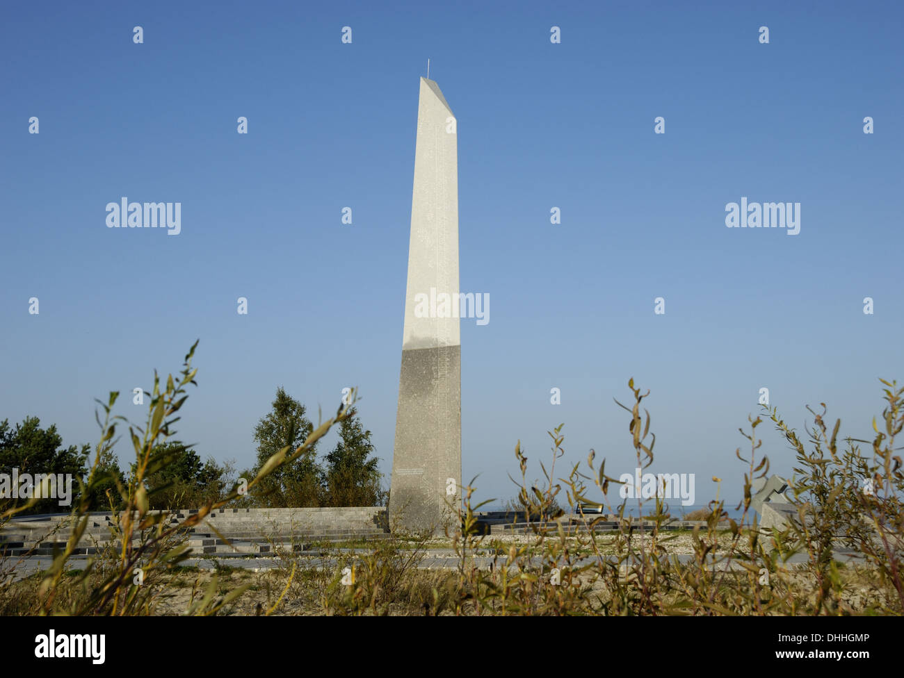 Obelisk and sundial hires stock photography and images Alamy