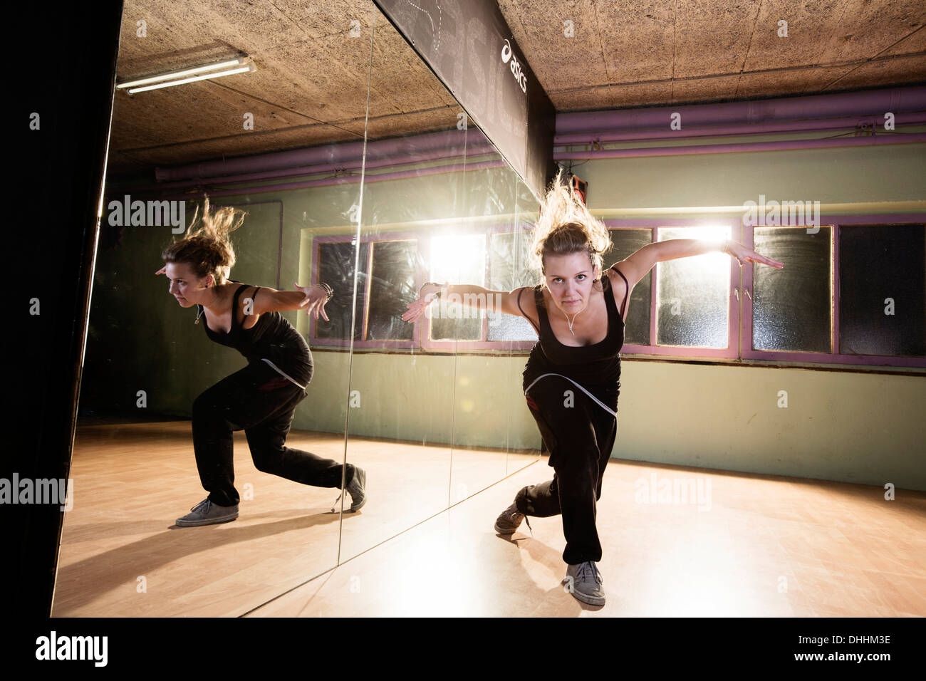 Young women dancing in front of mirror hires stock photography and images Alamy