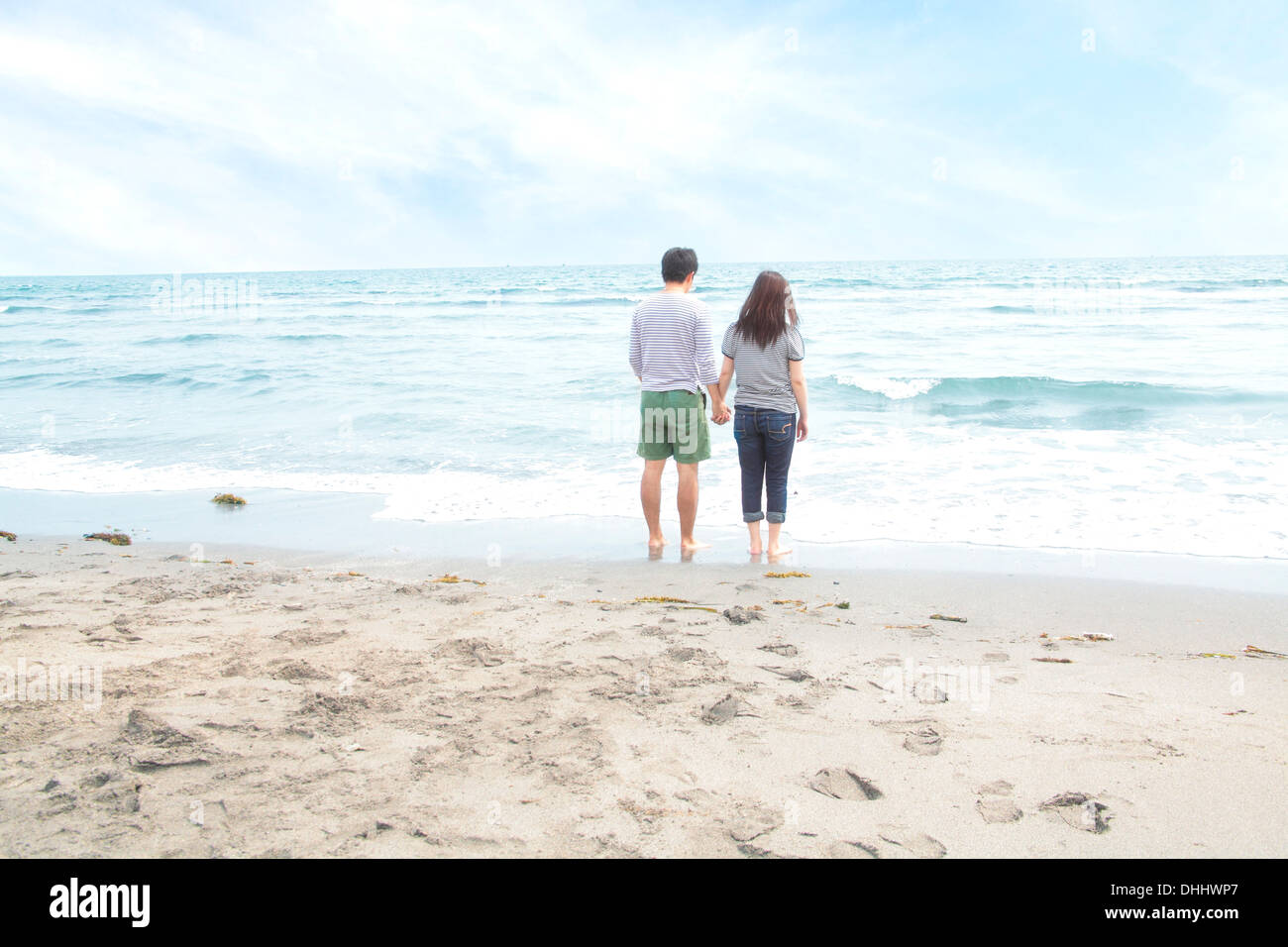 Couple holding hands only hires stock photography and images Alamy