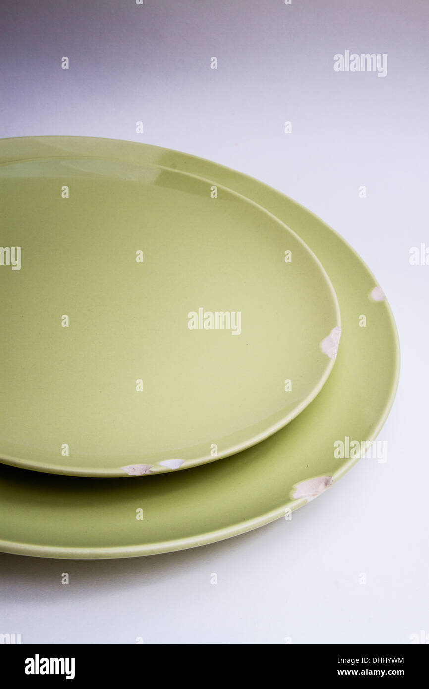 Broken Dishes Stock Photos & Broken Dishes Stock Images Alamy