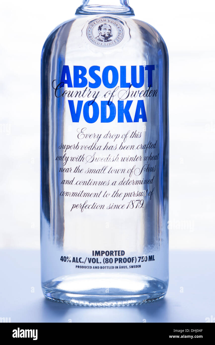 Bottle absolut vodka drink hi-res stock photography and images - Alamy