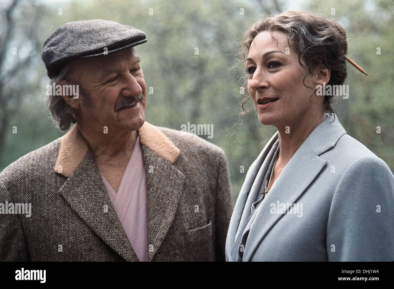 Wes anderson dir gene hackman anjelica huston hi-res stock photography