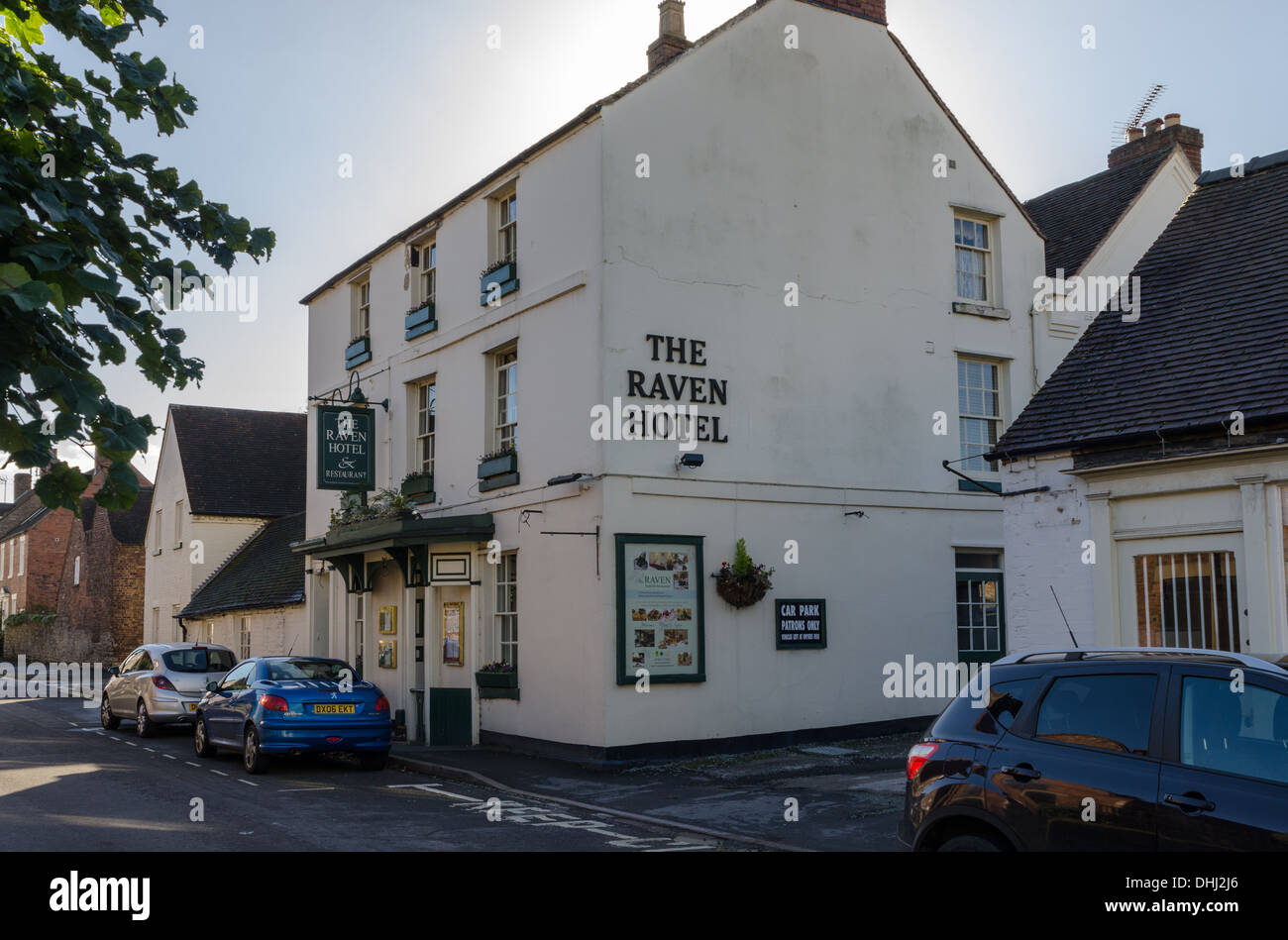 The Raven Hotel and Restaurant in the Shropshire town of much Wenlock Stock Photo