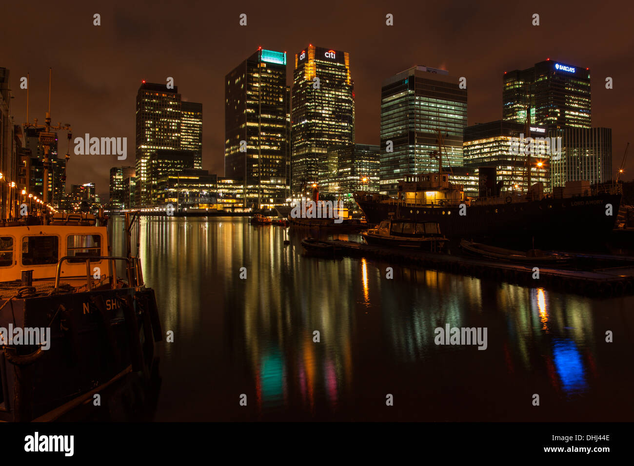 The Buildings of Canary Wharf at Night Stock Photo - Alamy