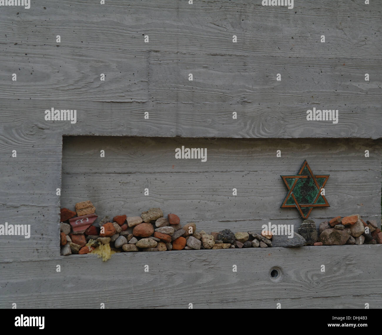 Jewish Rocks Star of David Plaque, with Jewish stones of respect, Alter Judischer ...