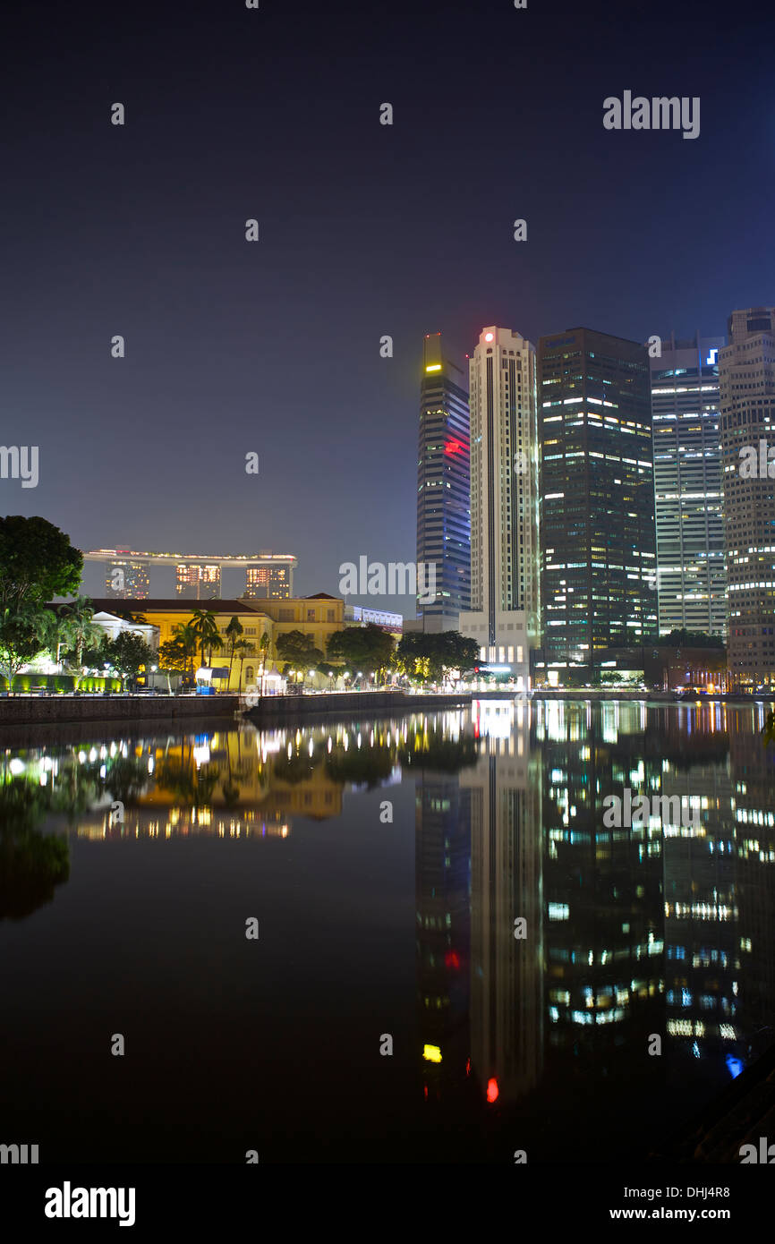Singapore city centre hi-res stock photography and images - Alamy