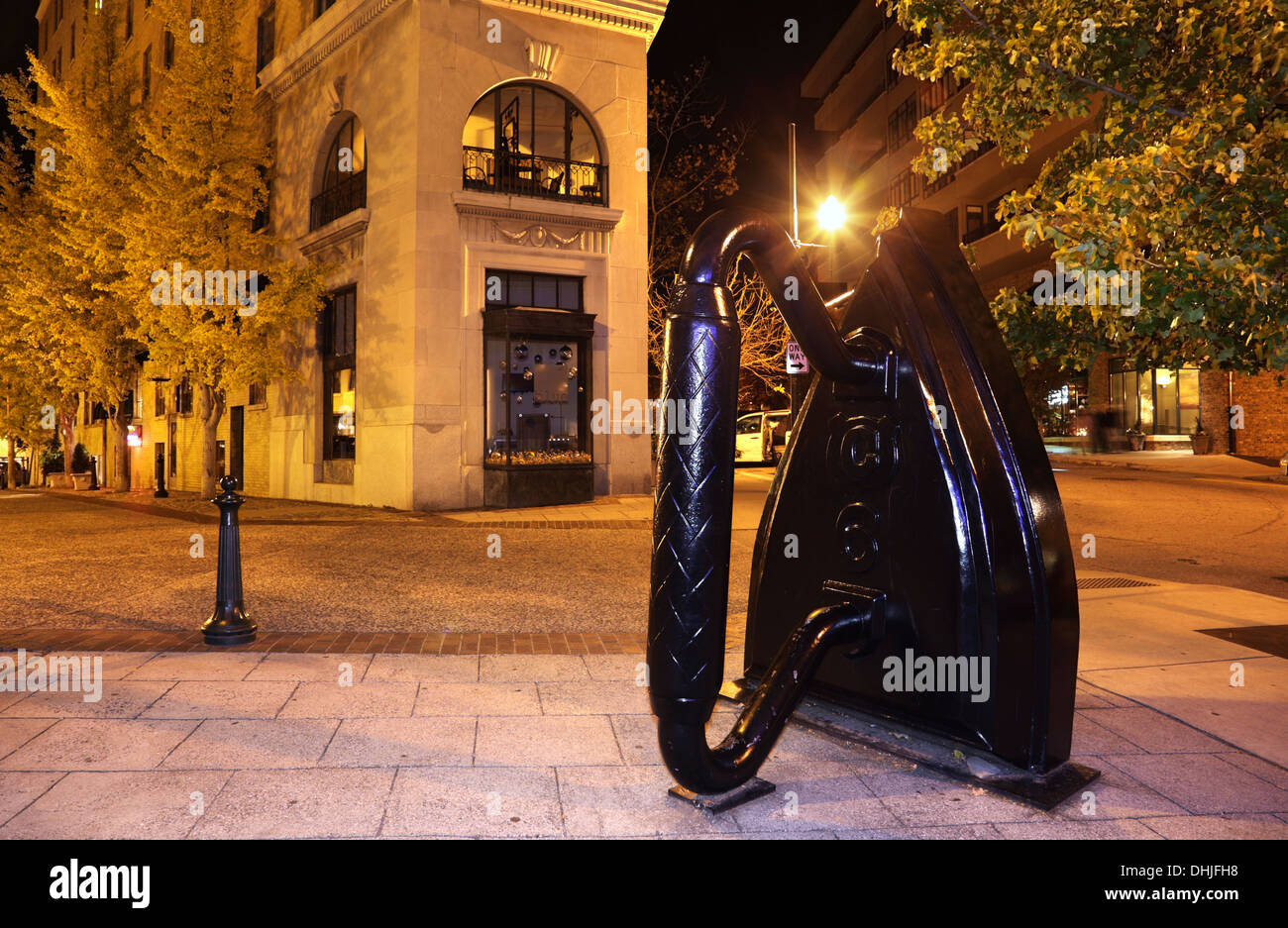 Asheville, North Carolina. Flatiron statue and building in downtown at