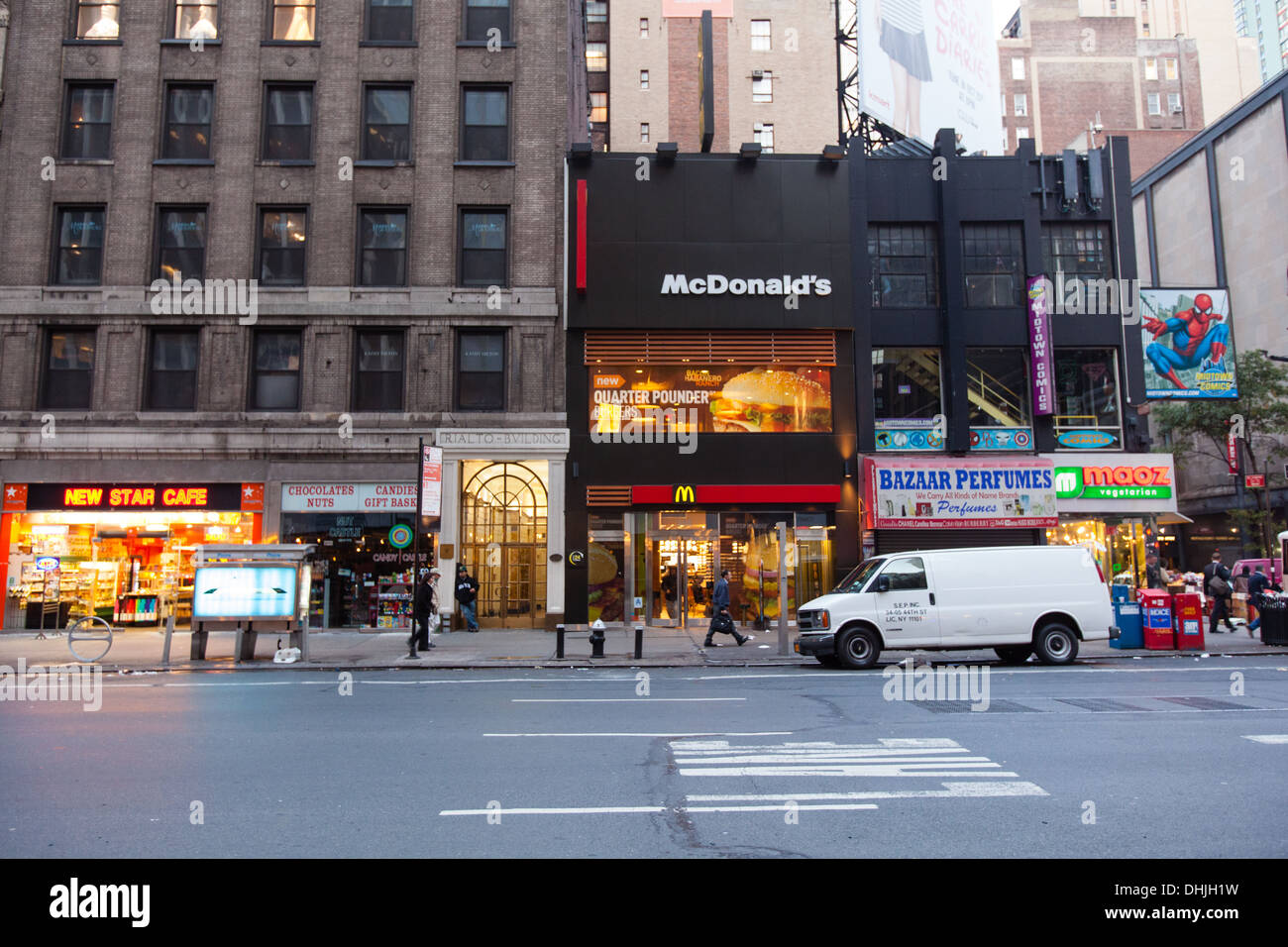 Manhattan mcdonalds hires stock photography and images Alamy
