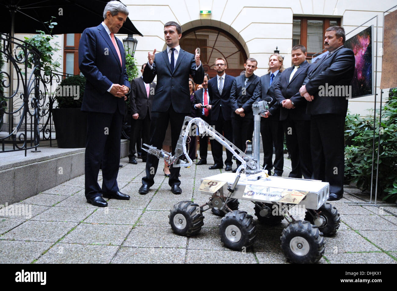 Secretary Kerry Meets With Polish Builders of the Mars Rover Model Stock Photo