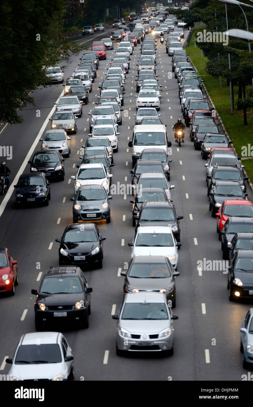 Brazil, Sao Paulo, Traffic jam on motorway Stock Photo - Alamy Brazil, Sao Paulo, Traffic jam on motorway Stock Photo - Alamy