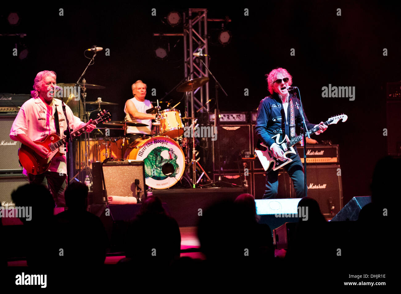 Birmingham, UK . 11th Nov, 2013. Reformed 1970s rock band Mott the Hoople play the first concert of their UK tour at Birmingham Symphony Hall, 11 November 2013. Lead singer Ian Hunter with dark glasses. Mick Ralphs on guitar. © John Bentley/Alamy Live News Stock Photo