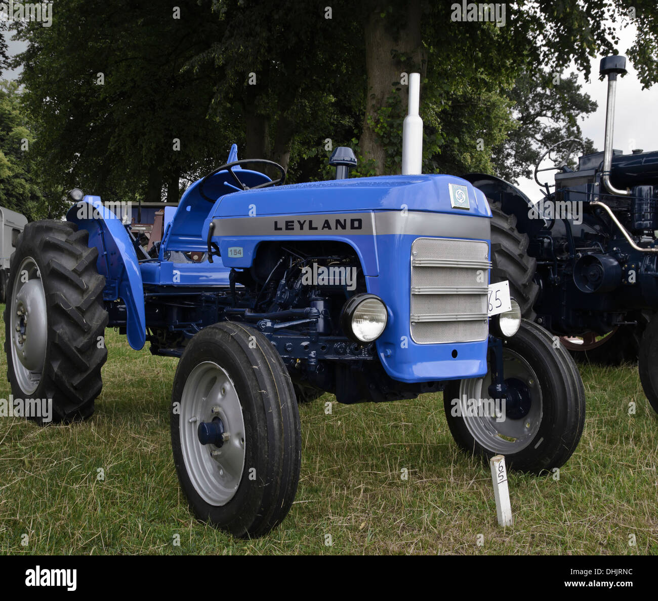 british leyland 154 vintage tractor at the astle park showground Stock