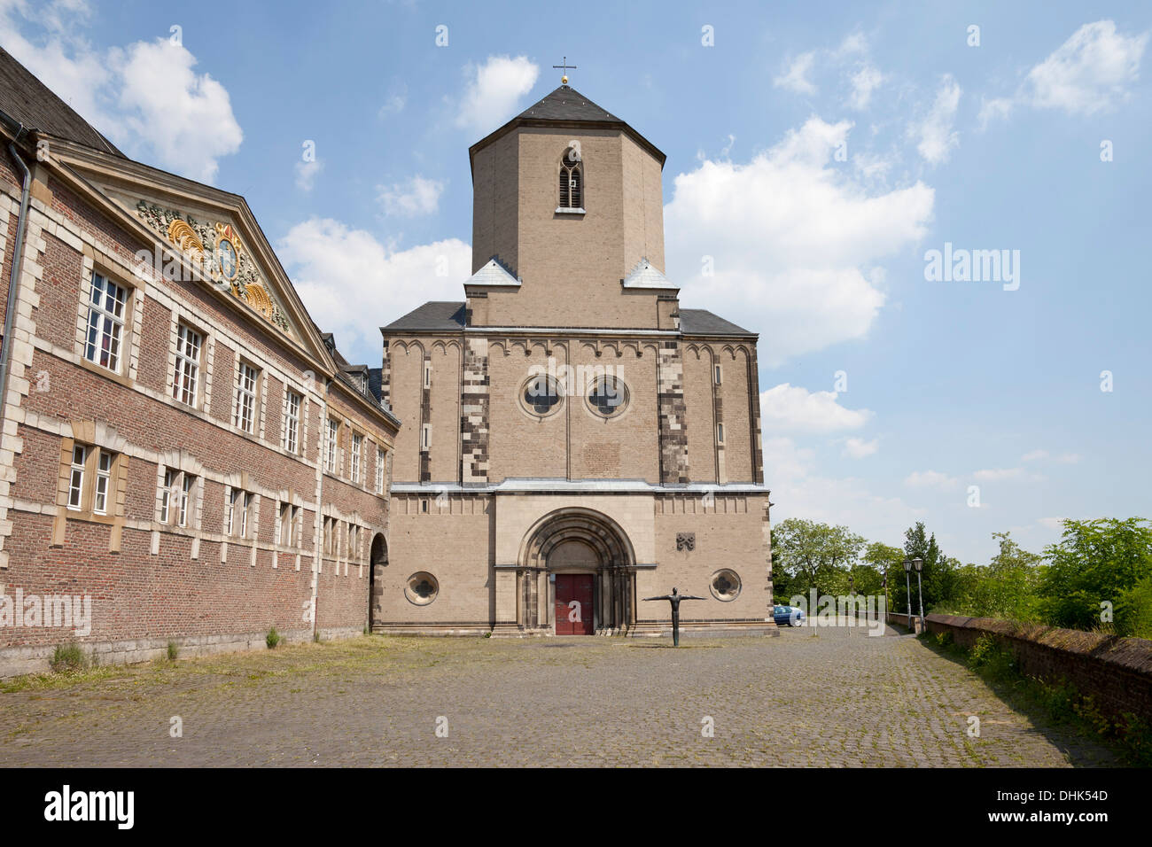 Monchen Germany, North Rhine Westphalia, Moenchengladbach, Abteiberg, town hall ...