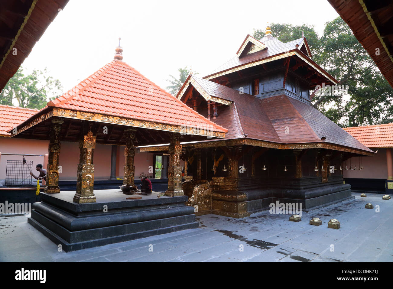 Kerala temple architecture hi-res stock photography and images - Alamy