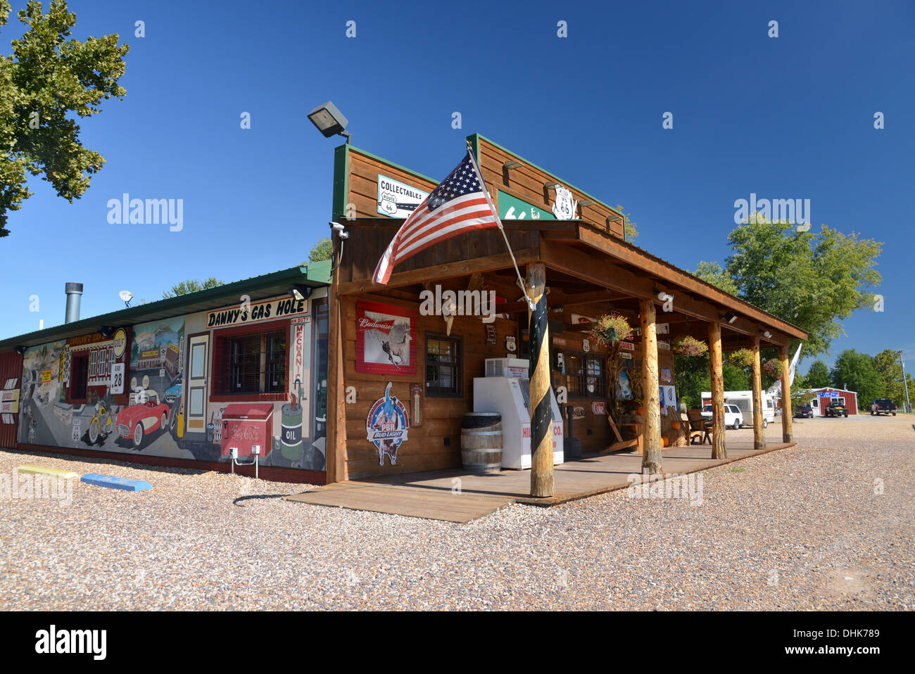 Route 66 Rocker - Worlds Largest Rocking Chair at 66 Outpost store in Fanning, Missouri, a Route 66 giant tourist attraction Stock Photo