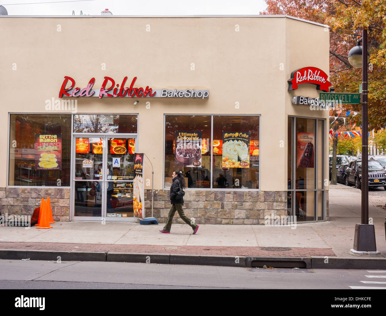 Red Ribbon Bake Shop on Roosevelt Avenue in Queens in New York in the