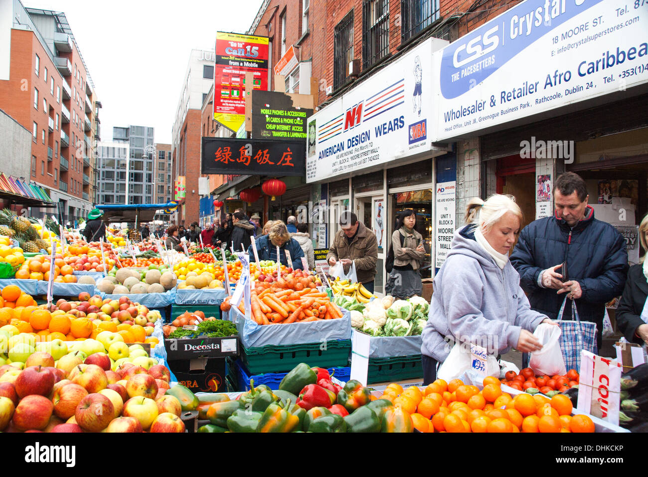 Moore Street traditional fruit and vegetable Market Dublin Ireland Stock Photo Alamy