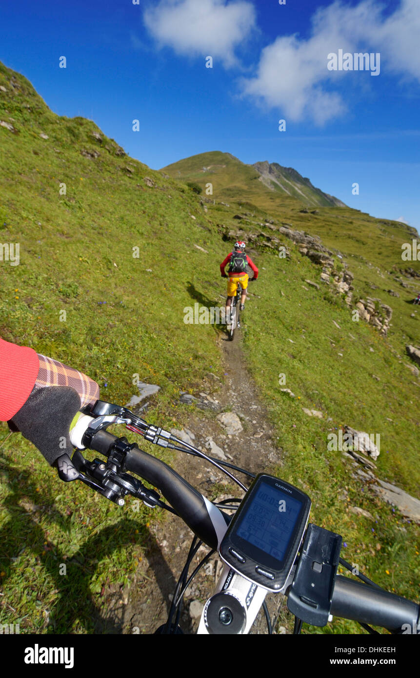 Mountain biker at Col des Anderets, Col du Pillon, Gstaad, Saanenland, Bernese Oberland, Switzerland, Europe Stock Photo