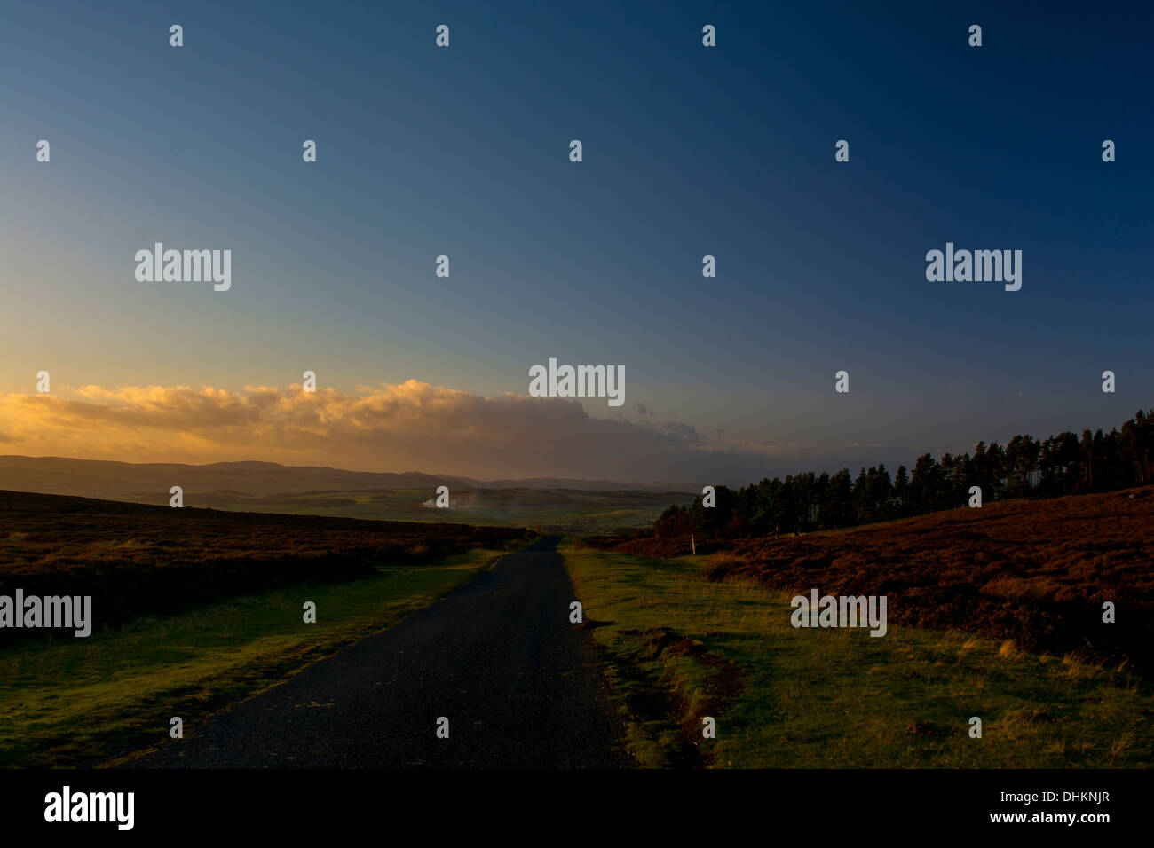 Rural country countryside hi-res stock photography and images - Alamy